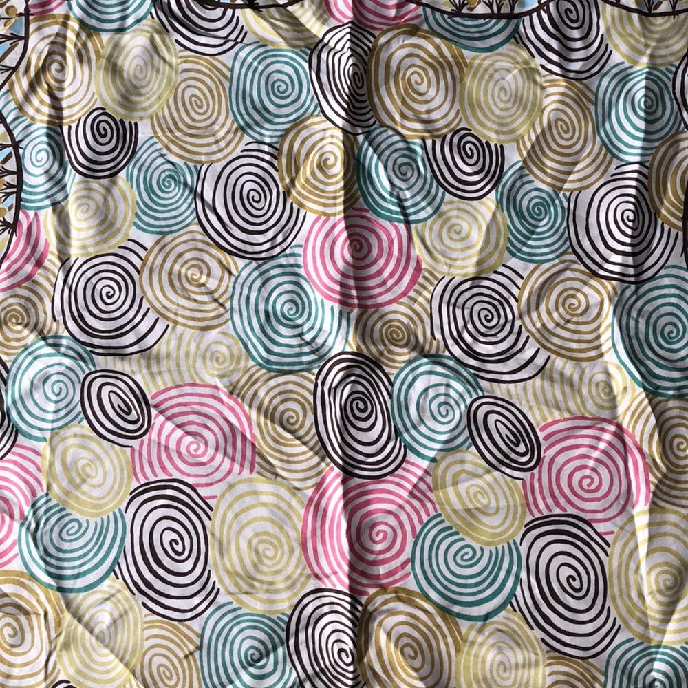 Cacharel 100% vintage silk scarf - Picture 3 of 6